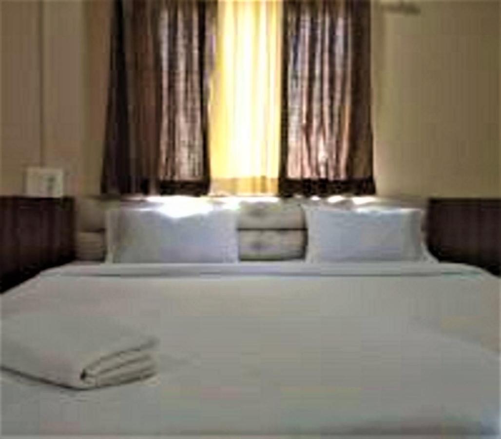 Hotel Krishna Exotica Ahmednagar Dış mekan fotoğraf